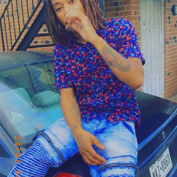 Meet your Posher, James - Picture 1 of 1